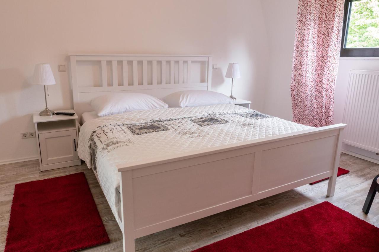 Appartment Rheinaue ดุยส์บูร์ก ภายนอก รูปภาพ
